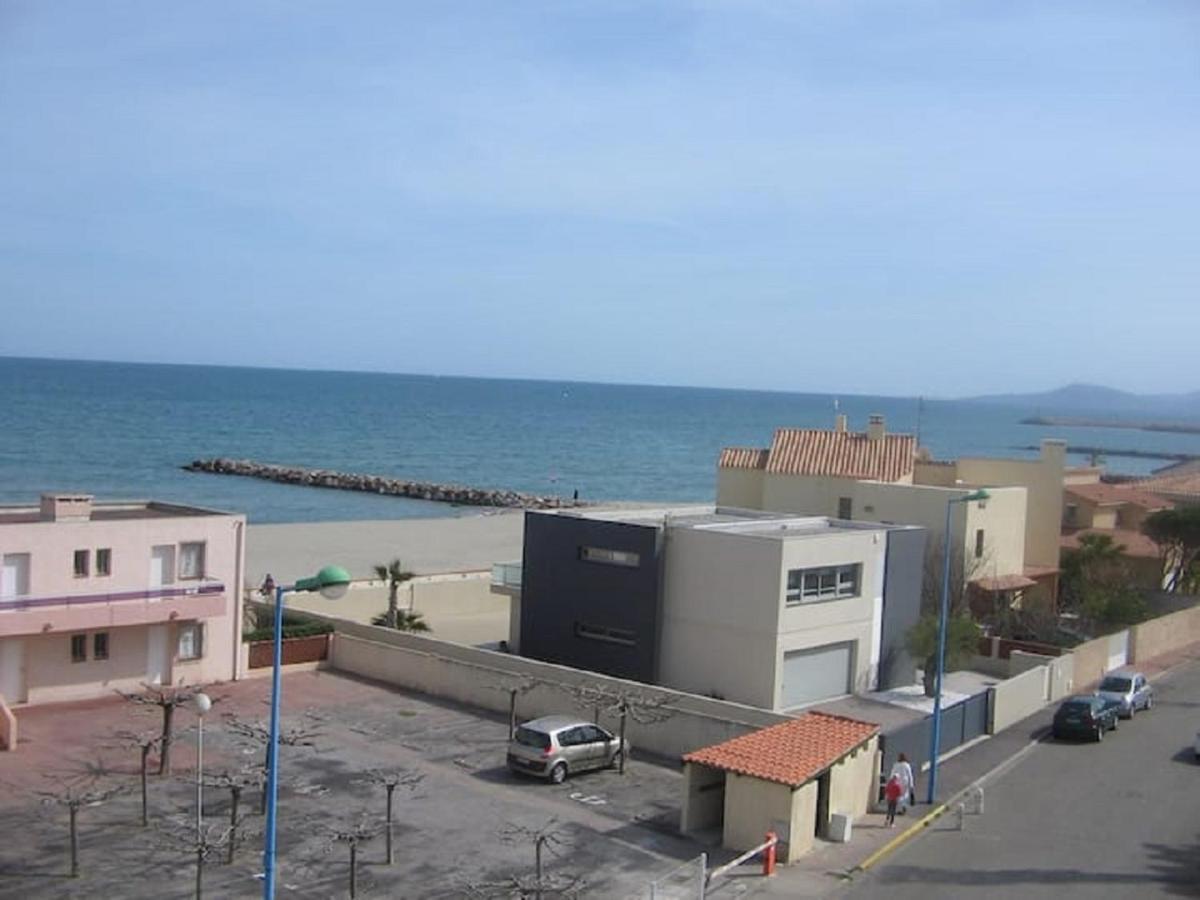 LE MIRAMAR Appartement face à la mer Saint-Cyprien  Esterno foto